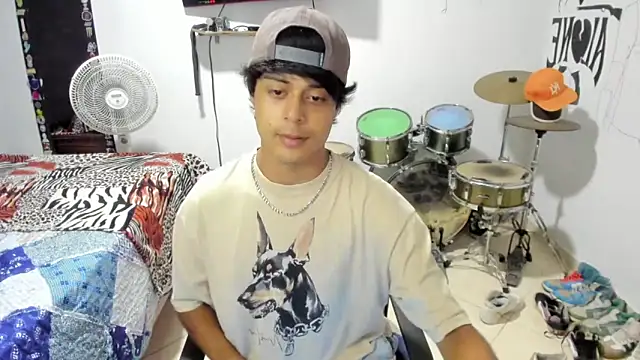 Zack falcon online show from September 2025 03:28:01 AM