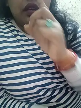 rekhabb123 online show from January 2026 04:05:02 AM