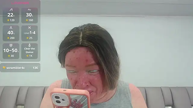 Kittywhiteass online show from September 2025 02:28:02 PM