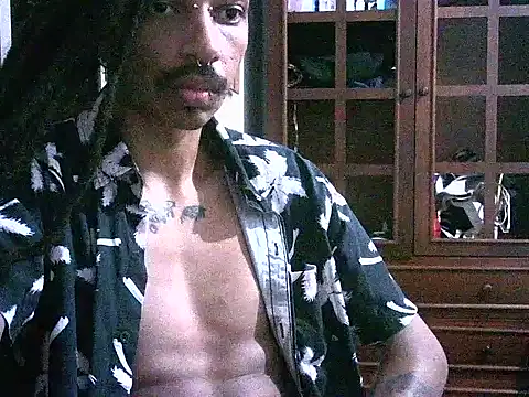 Snapshot of DarkSlim666 chatting on February 2026 03:03:01 AM DarkSlim666 online show from February 2026 03:03:01 AM