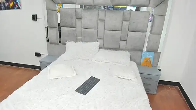 Candy And Andy  online show from July 2026 03:48:02 AM