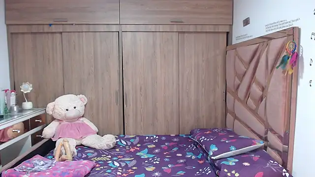 loreprincehott online show from January 2025 03:14:01 AM