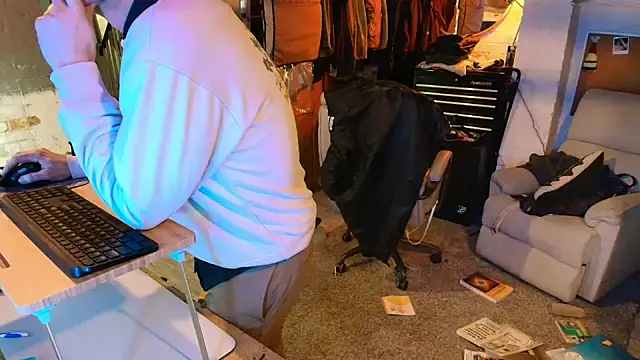 cumhungrybottom4u online show from March 2026 03:09:01 AM