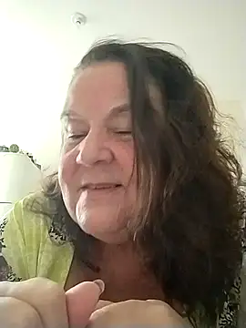 Yaya Mineira online show from September 2025 05:26:02 PM