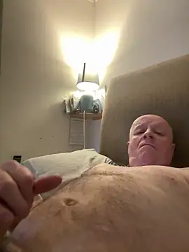 locallad88 online show from April 2026 08:09:02 PM