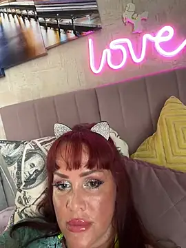 Lolaley2 online show from May 2026 10:44:01 AM