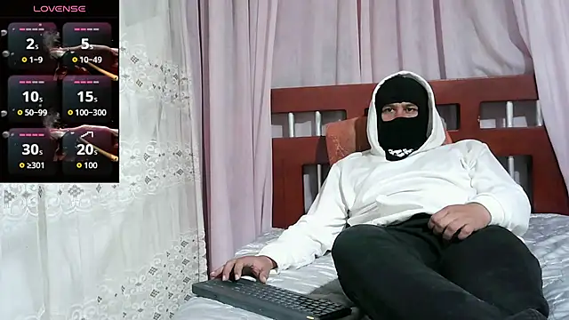 camilovaron online show from June 2026 12:15:02 AM