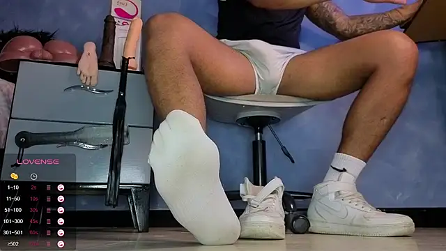 TomLover 12 online show from March 2026 10:54:01 PM