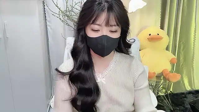 Mya Lee online show from January 2025 02:03:02 PM