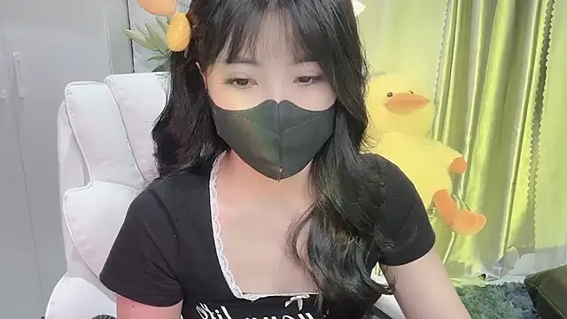 Mya Lee online show from February 2025 04:31:01 PM