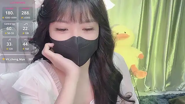 Mya Lee online show from February 2025 04:37:01 PM