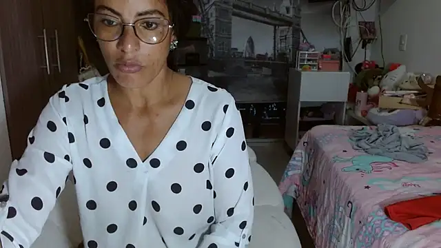 kateleyagrey online show from December 2024 02:09:01 AM