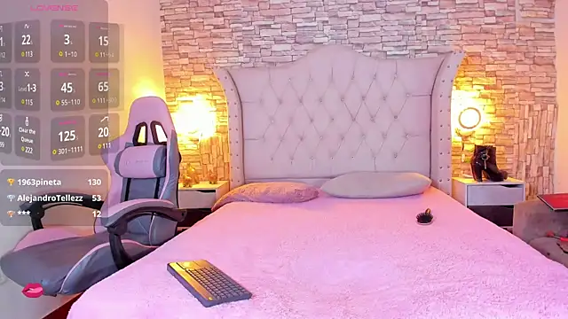 Lucia-sex online show from March 2025 08:05:01 PM