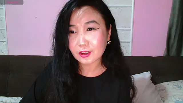 Bet Lu online show from October 2025 04:35:02 AM