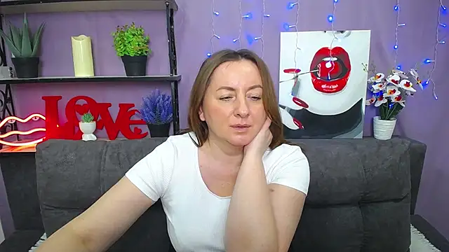 Snapshot of Abby_Taylorr chatting on March 2025 01:38:02 PM Abby Taylorr online show from March 2025 01:38:02 PM