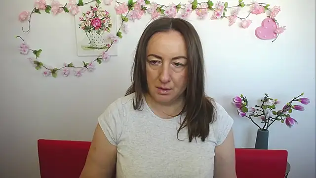 Snapshot of Abby_Taylorr chatting on September 2025 12:27:02 PM Abby Taylorr online show from September 2025 12:27:02 PM