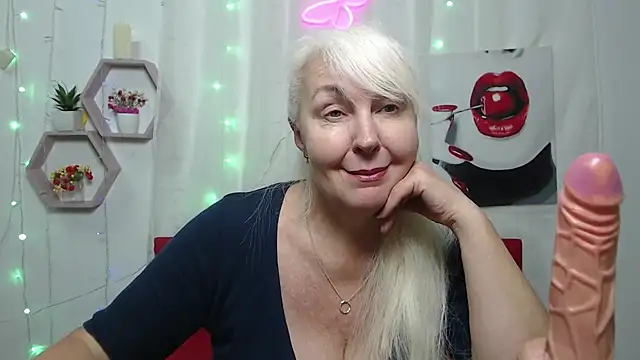 BlondyLeeBest online show from January 2025 01:32:01 AM