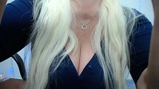BlondyLeeBest online show from January 2025 01:26:02 AM