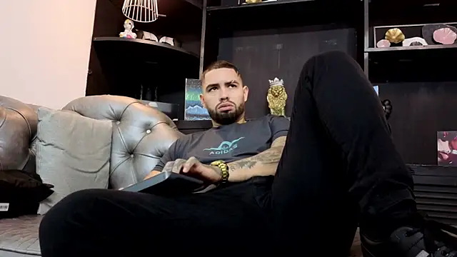 matteosantos online show from March 2026 12:00:02 PM