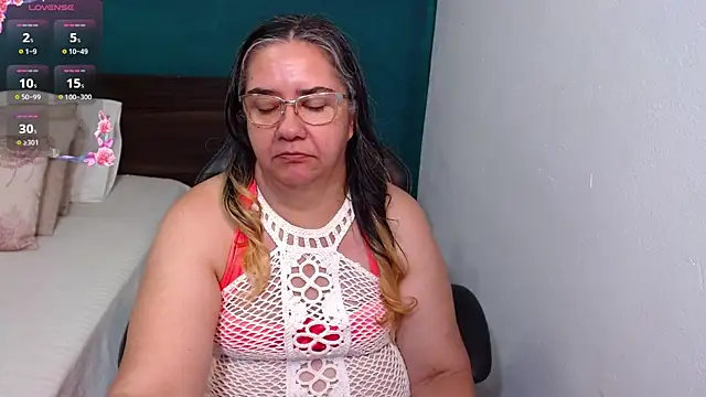 scaelettdubois online show from November 2025 02:12:02 AM