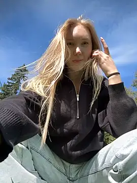 MariaTull online show from September 2025 08:14:01 AM