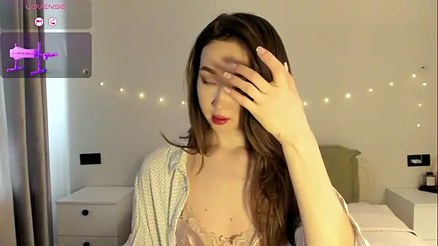  luna 022 online show from November 2025 05:06:01 AM