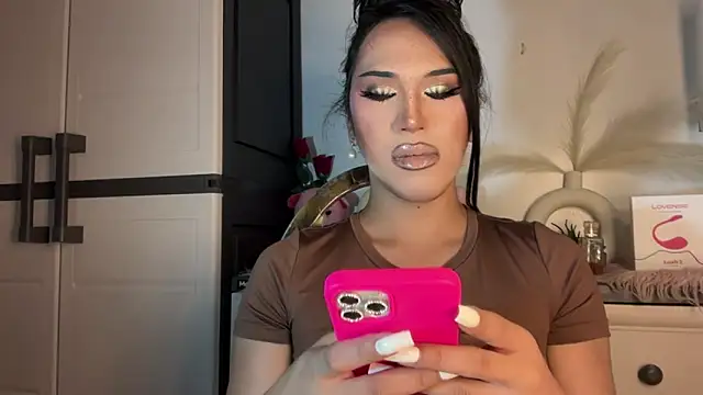 Ts glamxxxx online show from December 2025 01:33:02 AM