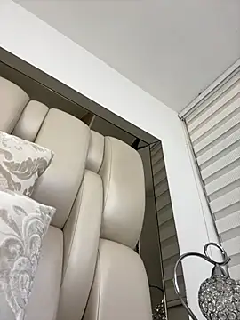 Snapshot of ALISSON_FOXXX1 chatting on October 2025 08:53:02 PM ALISSON FOXXX1 online show from October 2025 08:53:02 PM