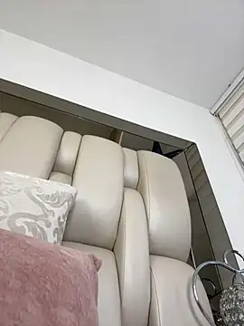 Snapshot of ALISSON_FOXXX1 chatting on November 2025 04:53:02 PM ALISSON FOXXX1 online show from November 2025 04:53:02 PM