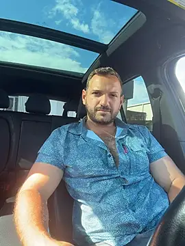 JonJ0 online show from April 2026 12:50:02 PM