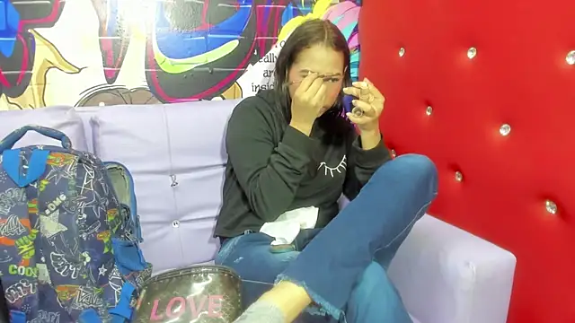 miacam-hot online show from October 2025 12:16:01 PM