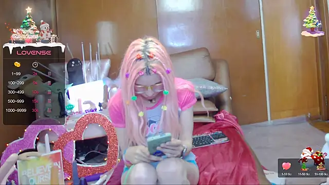 Skinygirl online show from January 2025 12:52:02 AM