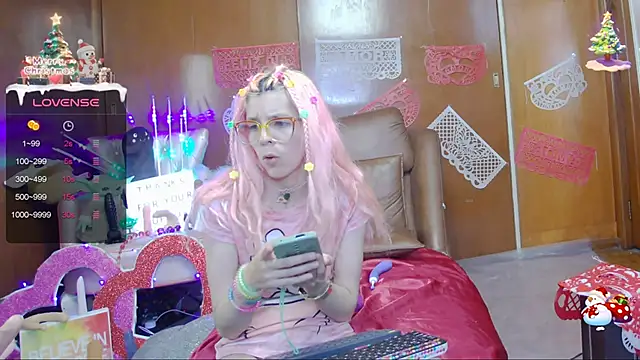 Skinygirl online show from February 2025 02:07:01 AM