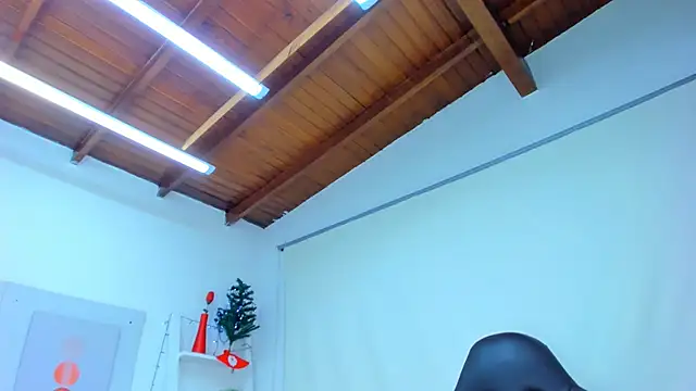 AlessiaMarcu- online show from December 2024 10:57:01 AM