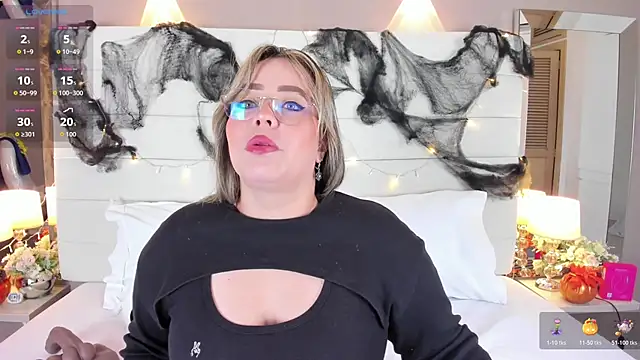 Charlotte93  online show from October 2025 11:57:02 AM