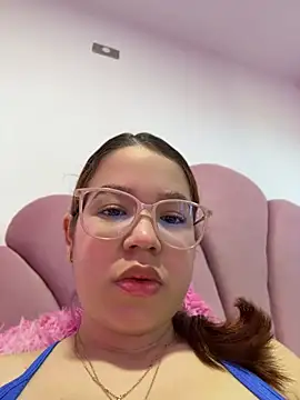 Snapshot of Lucyklein2022 chatting on July 2026 01:53:01 PM Lucyklein2022 online show from July 2026 01:53:01 PM