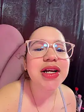 Snapshot of Lucyklein2022 chatting on July 2026 03:21:02 PM Lucyklein2022 online show from July 2026 03:21:02 PM