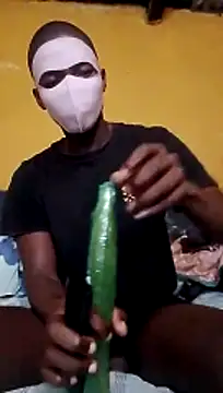 Snapshot of LULE37587001 chatting on February 2026 04:42:02 AM LULE37587001 online show from February 2026 04:42:02 AM