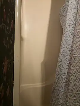 brettsworld1 online show from March 2026 05:17:01 PM