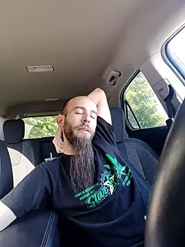 Snapshot of JohnnyFaster chatting on September 2025 03:22:02 PM JohnnyFaster online show from September 2025 03:22:02 PM