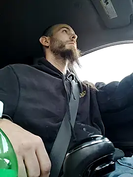 Snapshot of JohnnyFaster chatting on October 2025 11:43:01 AM JohnnyFaster online show from October 2025 11:43:01 AM