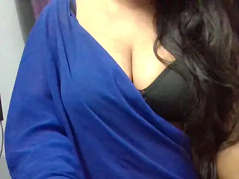 Snapshot of Roopshikha39 chatting on September 2025 06:45:01 PM Roopshikha39 online show from September 2025 06:45:01 PM