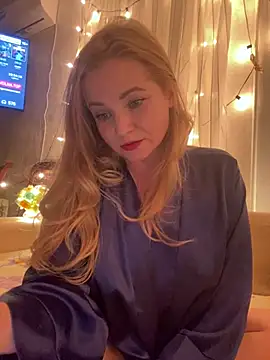 Lady  Maria online show from January 2025 04:36:01 PM