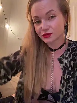 Lady  Maria online show from September 2025 04:34:01 PM