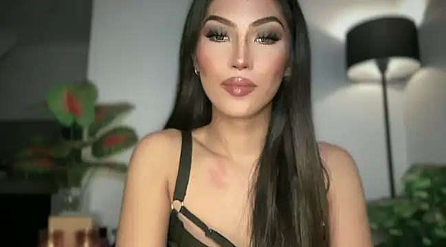 Bella Gordon online show from February 2025 05:43:02 PM