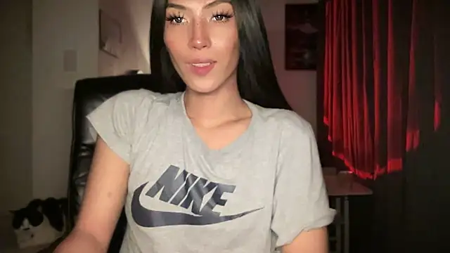 Bella Gordon online show from October 2025 02:58:02 PM