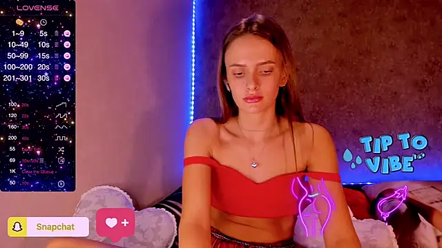 Snapshot of madina_taher chatting on February 2025 11:04:01 PM madina taher online show from February 2025 11:04:01 PM