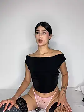 Snapshot of thebestass19 chatting on December 2024 11:01:02 PM thebestass19 online show from December 2024 11:01:02 PM