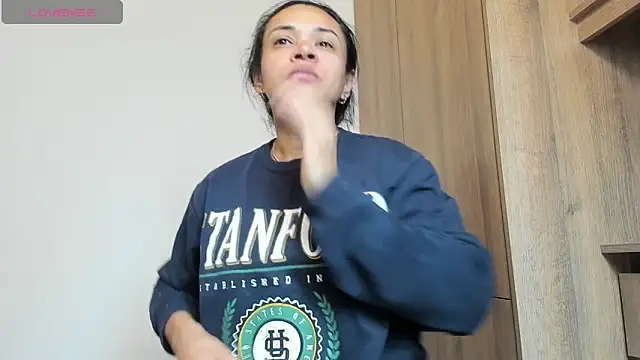 Bessie32 online show from March 2025 10:50:02 AM