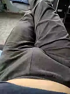 kiam471 online show from February 2025 02:04:01 PM